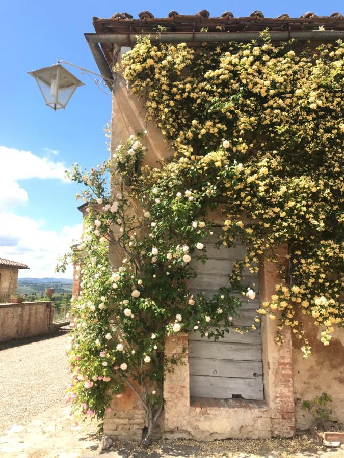 Fattoria Di Catignano Guest House San Giovanni  ภายนอก รูปภาพ