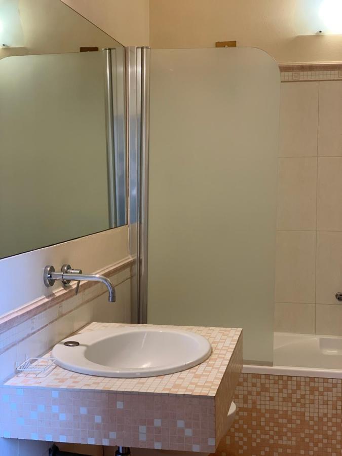 Fattoria Di Catignano Guest House San Giovanni  ภายนอก รูปภาพ