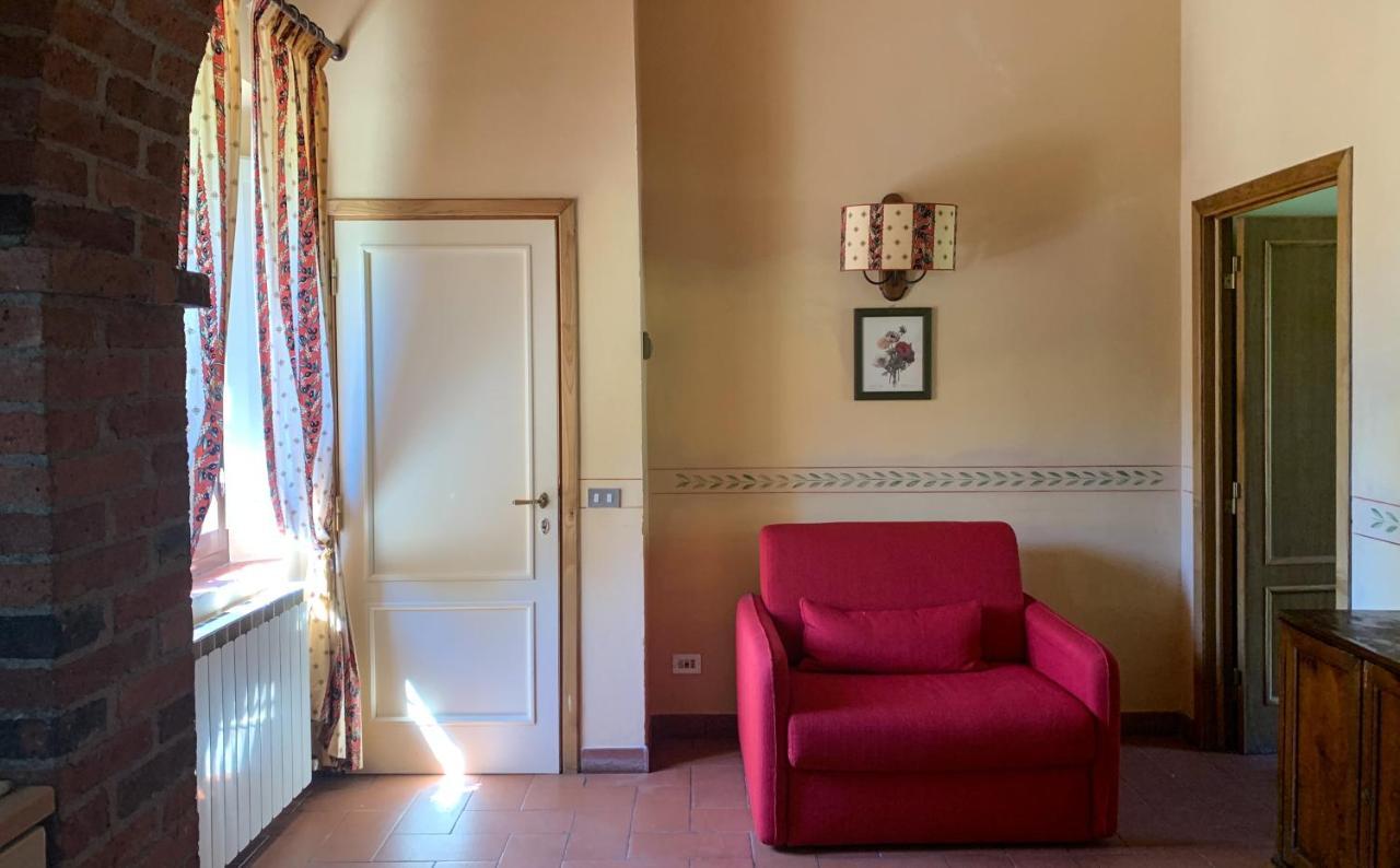 Fattoria Di Catignano Guest House San Giovanni  ภายนอก รูปภาพ