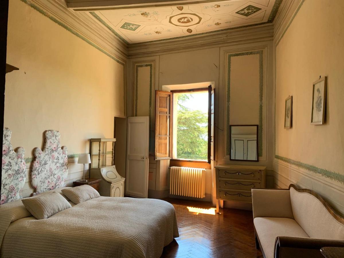 Fattoria Di Catignano Guest House San Giovanni  ภายนอก รูปภาพ